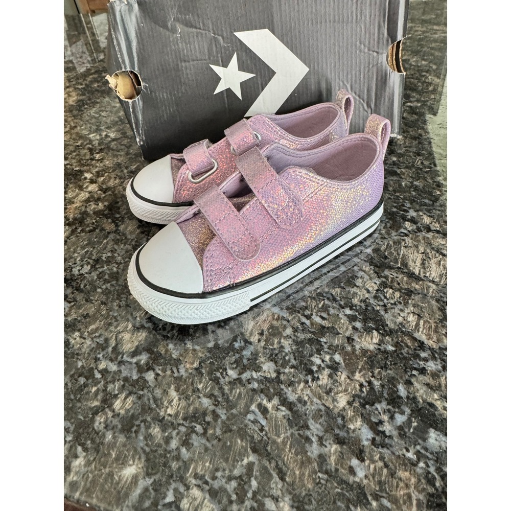 Converse Chuck Taylor All Star 2V Kids Lilac Iridescent Snakeskin Sneakers 11.5